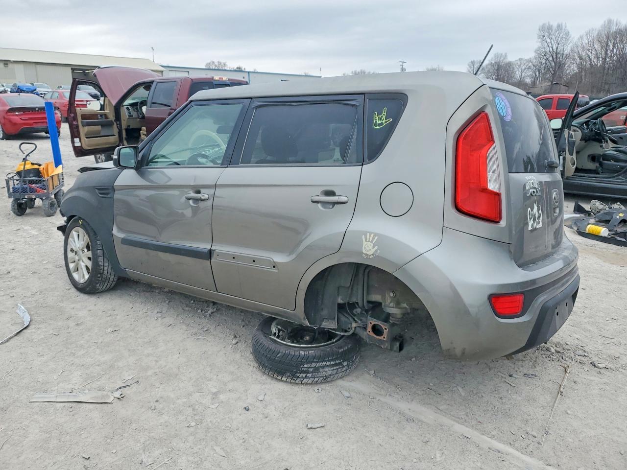 2013 KIA SOUL