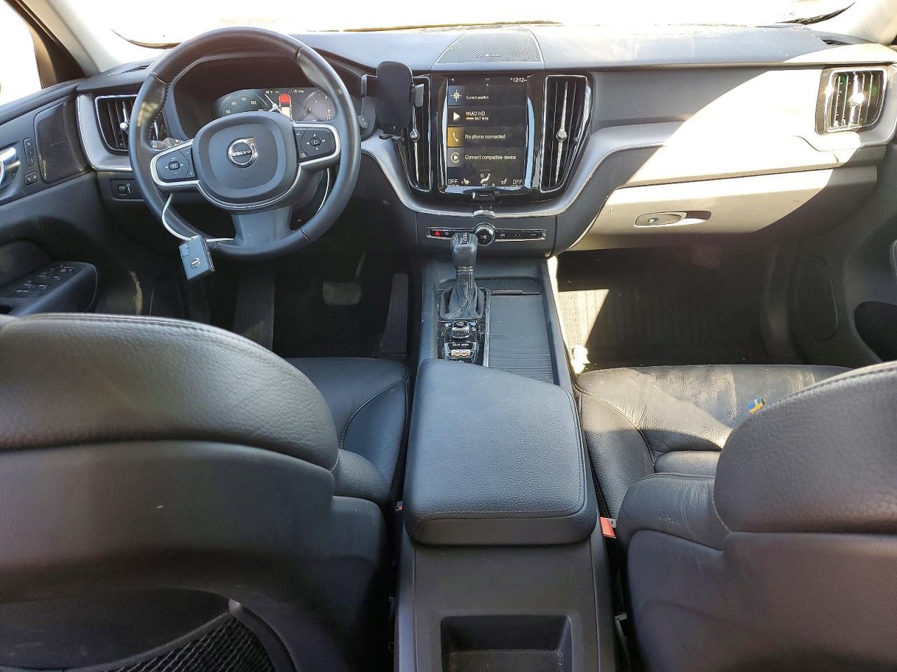 2020 VOLVO XC60