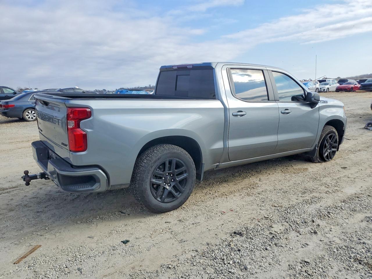 2023 CHEVROLET Silverado