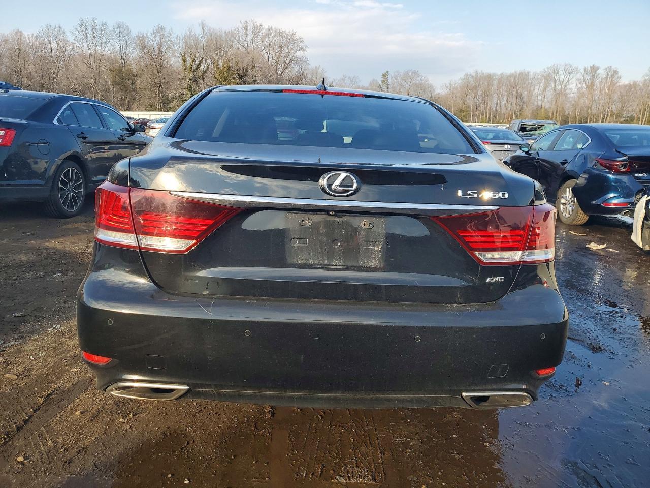 2015 LEXUS LS 460