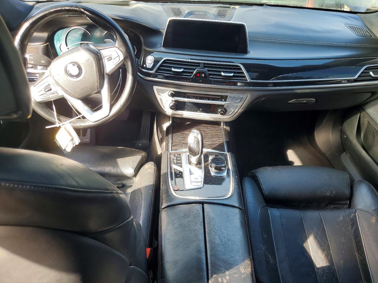 2016 BMW 7 series