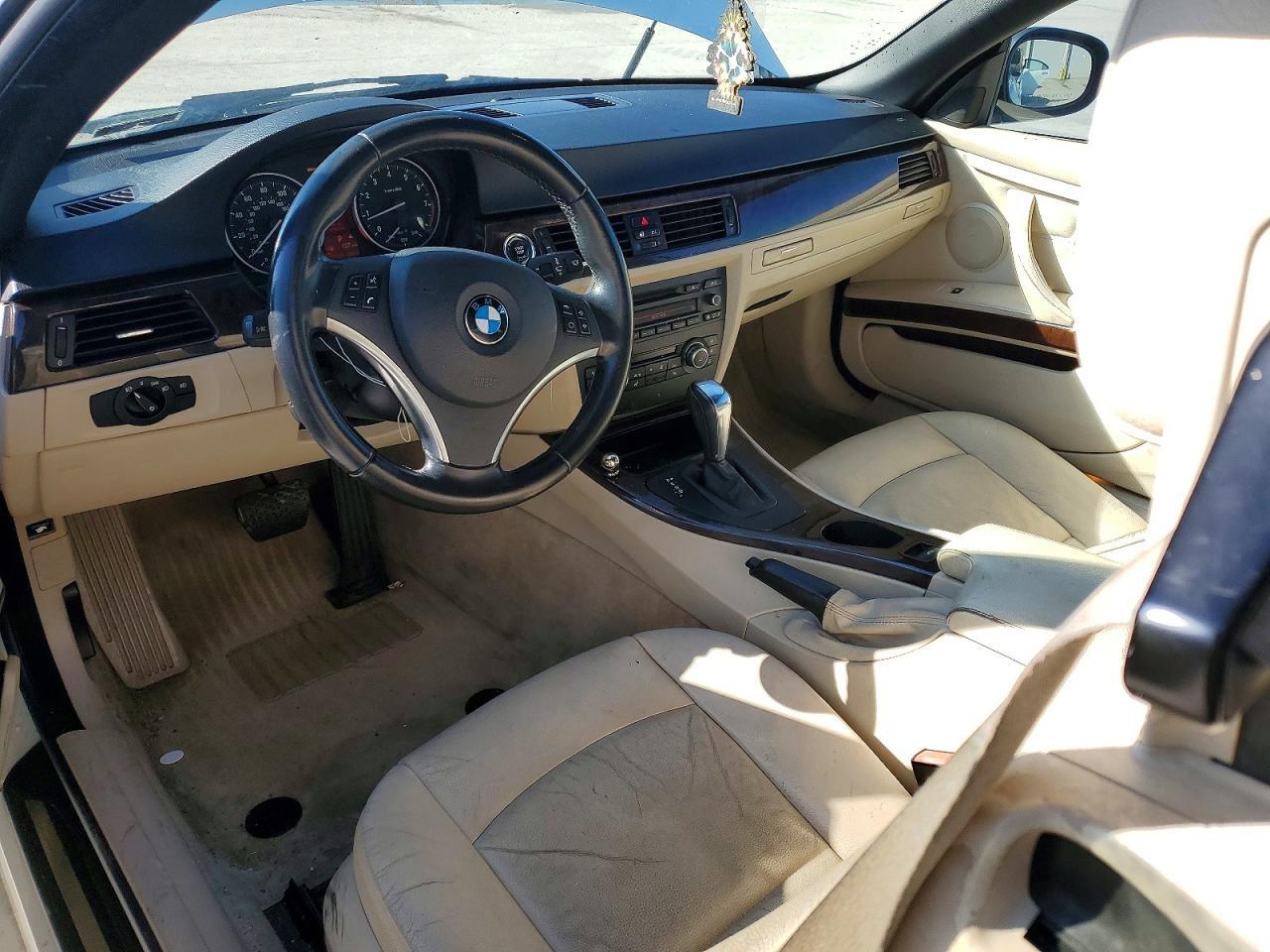 2011 BMW 3 SERIES