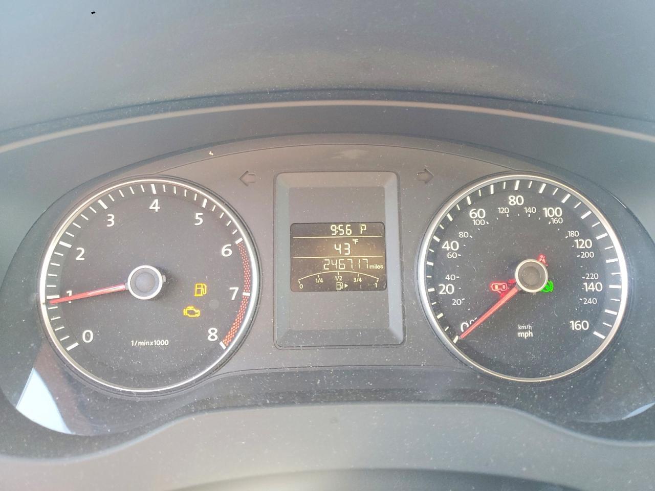 2013 VOLKSWAGEN JETTA