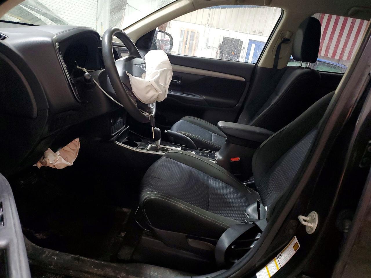 2018 MITSUBISHI outlander