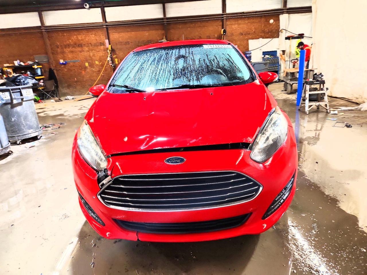 2015 FORD Fiesta