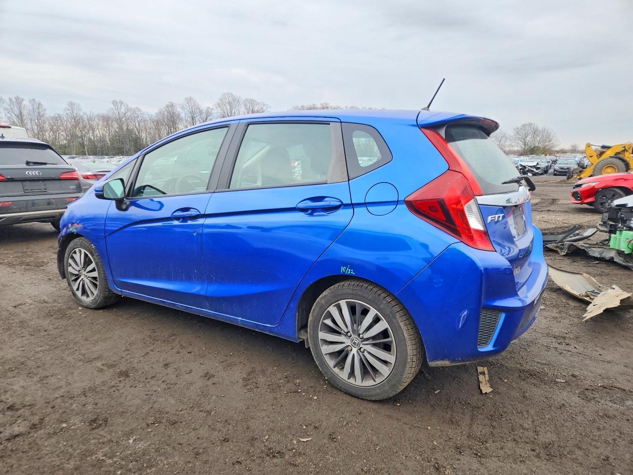 2015 HONDA FIT