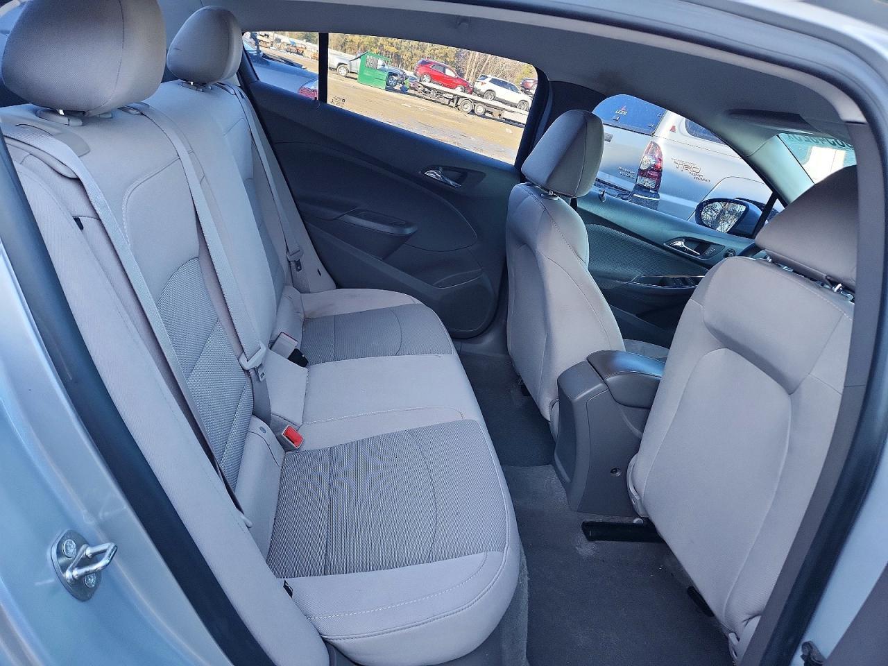2017 CHEVROLET CRUZE