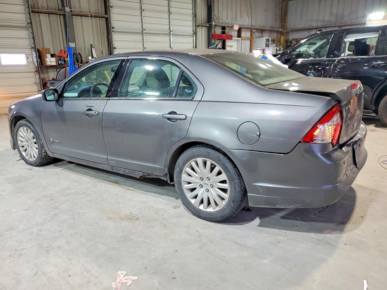 2010 FORD FUSION