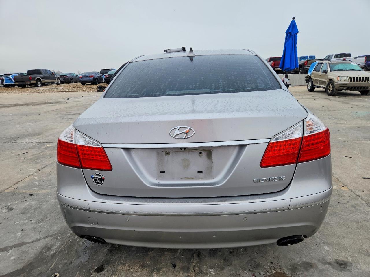 2009 HYUNDAI GENESIS