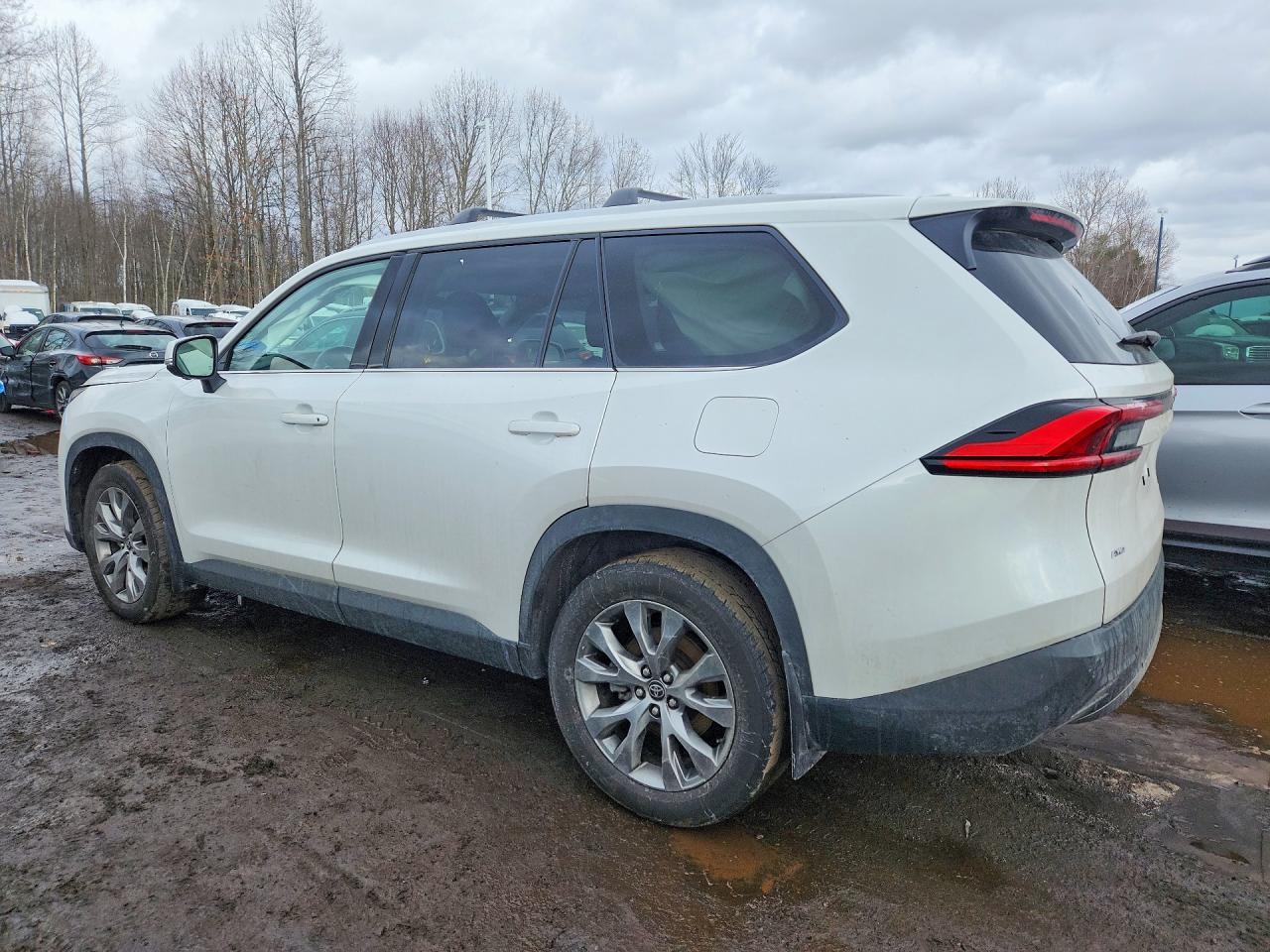2024 TOYOTA HIGHLANDER