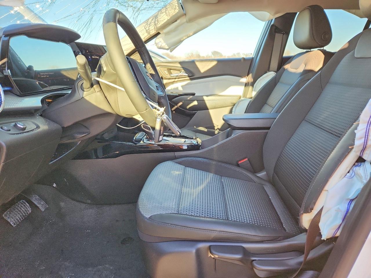 2026 CHEVROLET TRAX