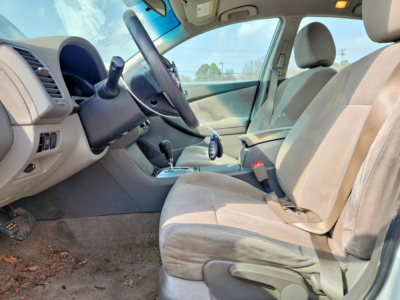 2010 NISSAN ALTIMA