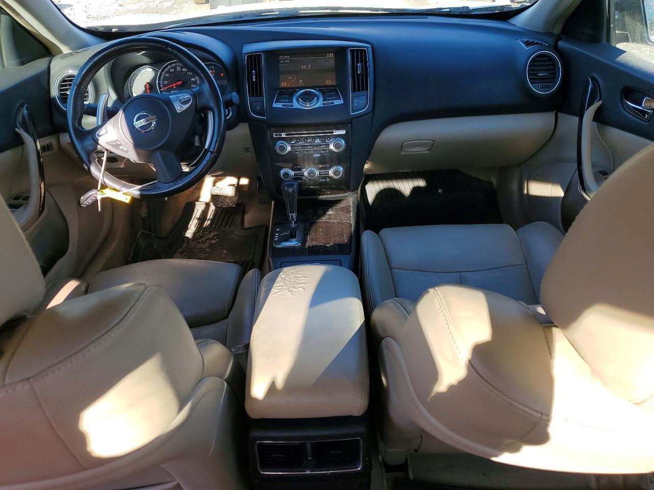 2013 NISSAN Maxima