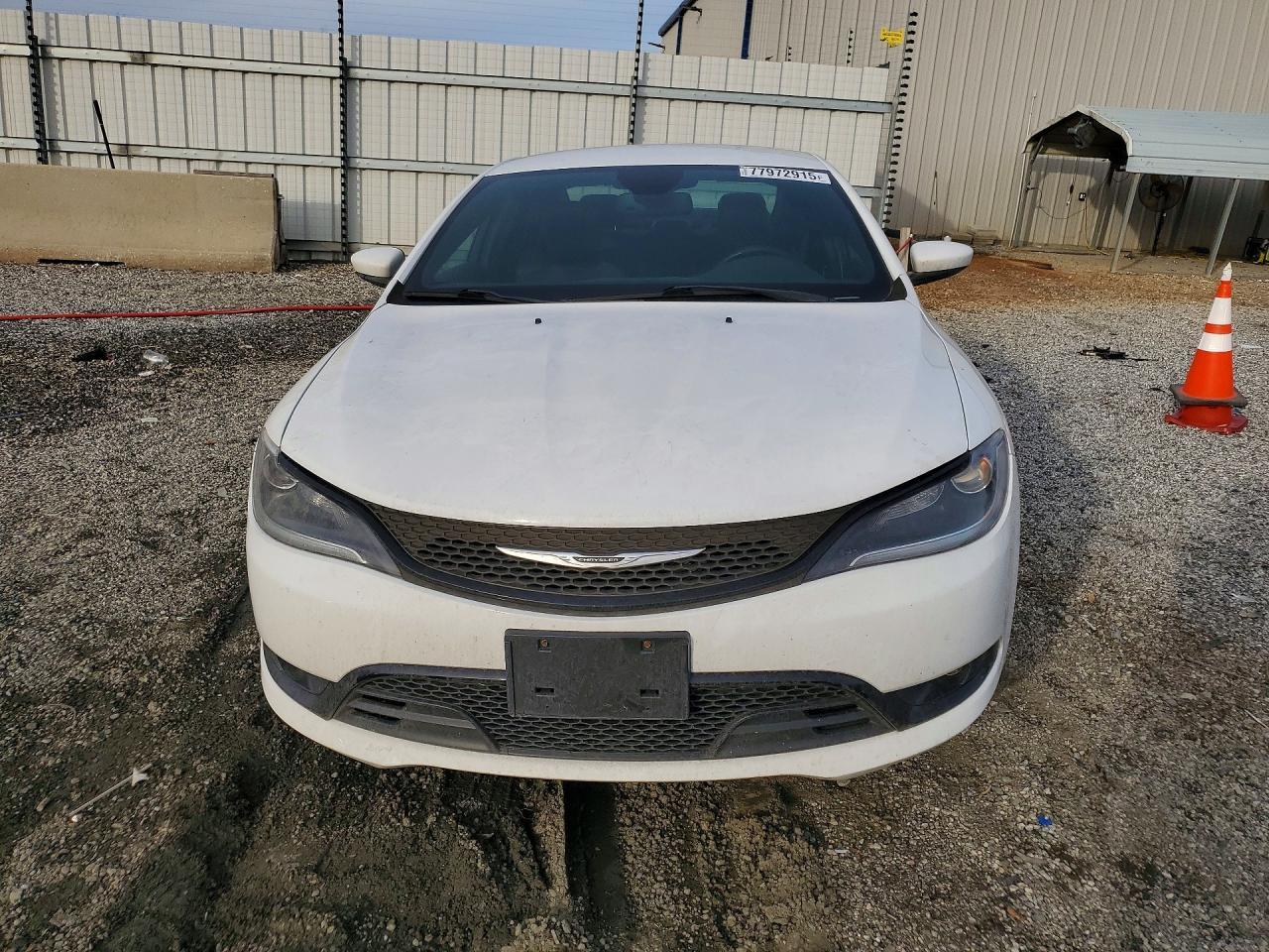 2015 CHRYSLER 200