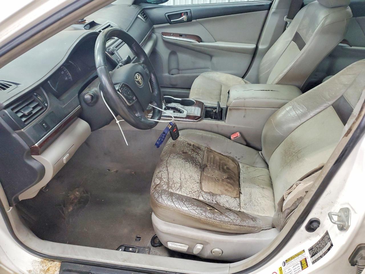 2012 TOYOTA CAMRY
