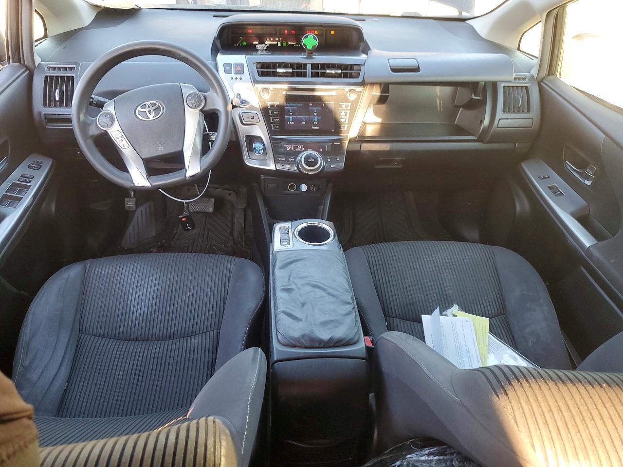 2016 TOYOTA PRIUS V
