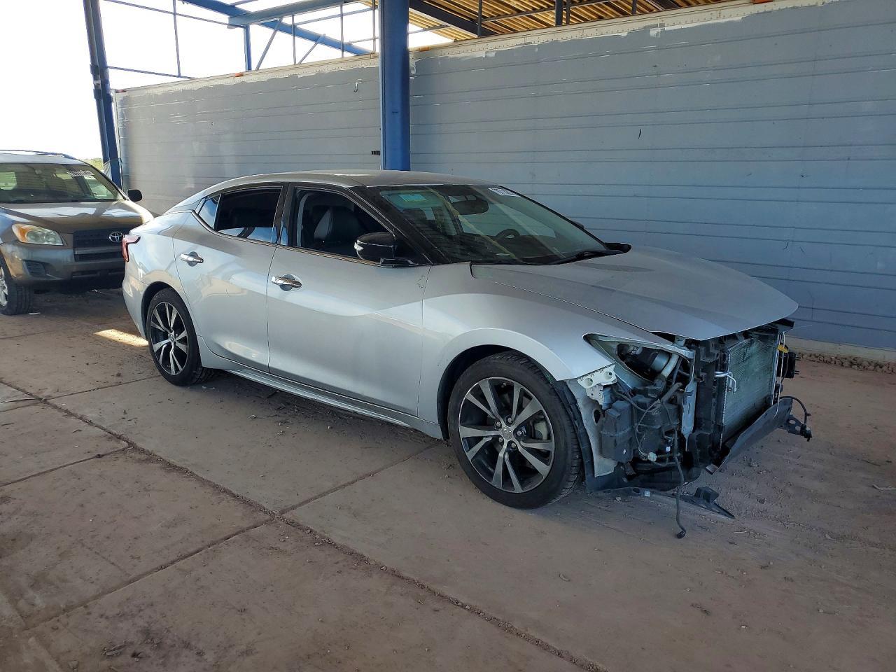 2018 NISSAN Maxima