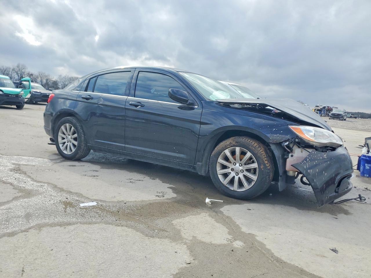 2014 CHRYSLER 200