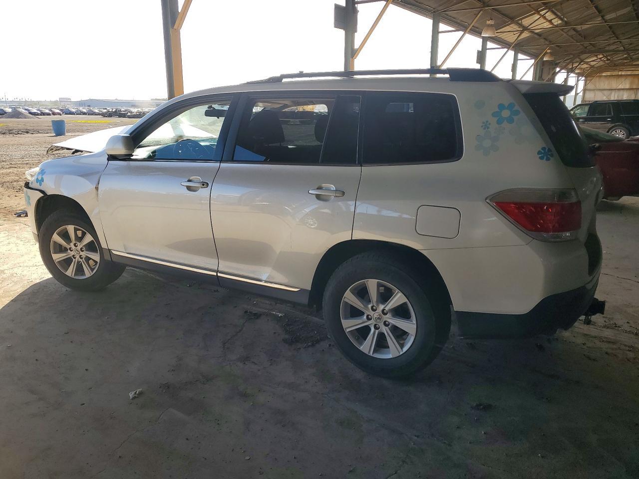 2013 TOYOTA HIGHLANDER