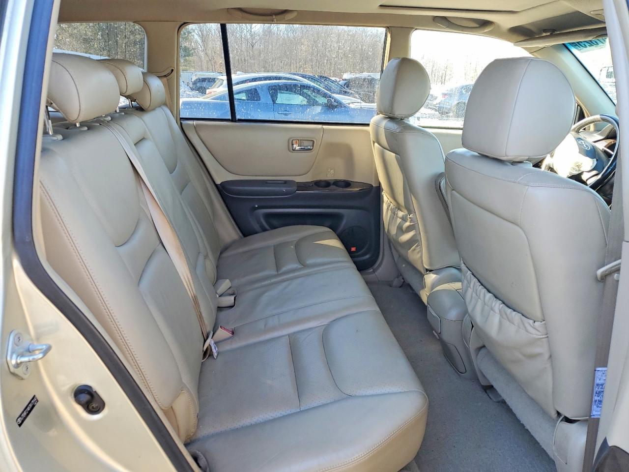 2003 TOYOTA HIGHLANDER