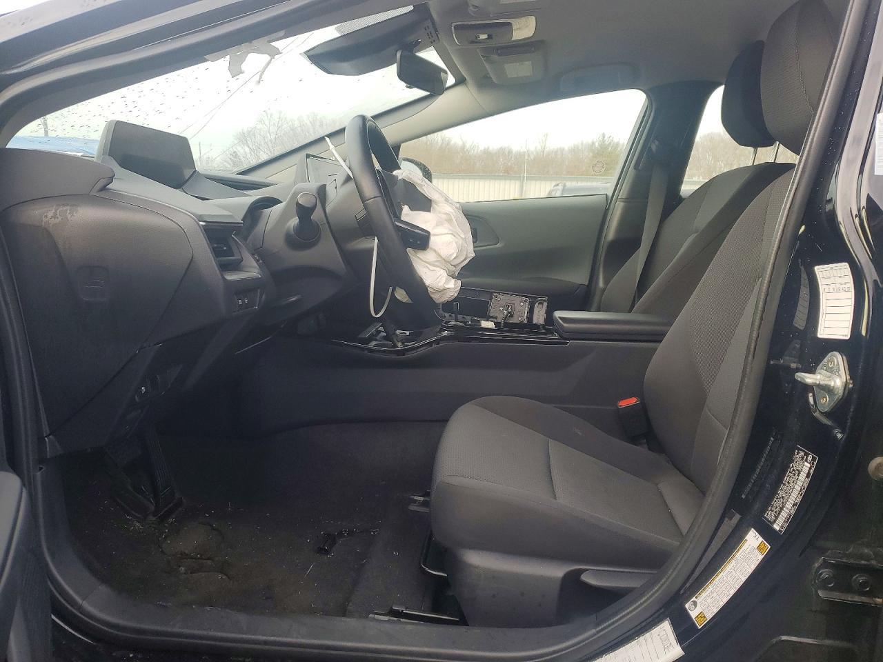 2024 TOYOTA PRIUS