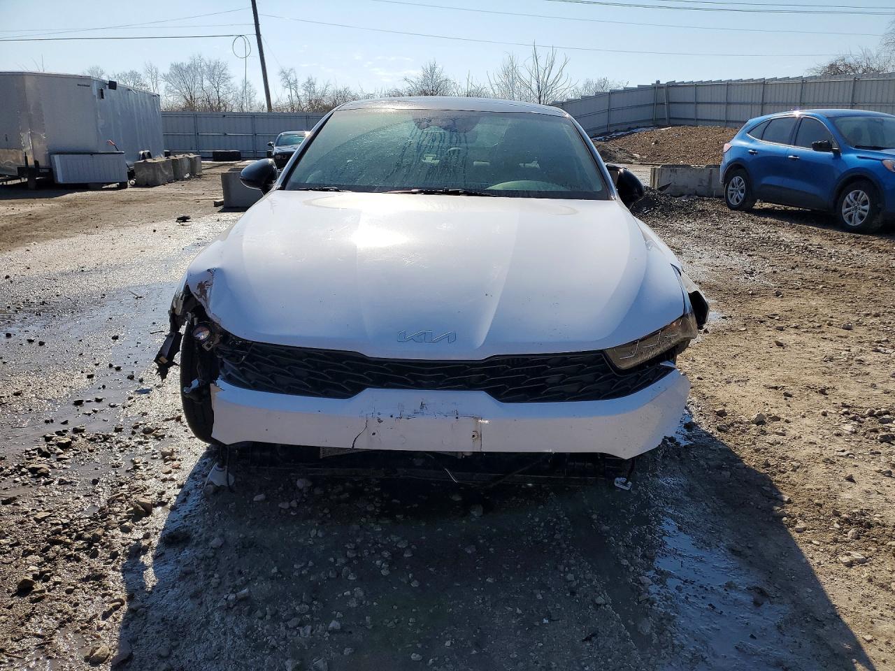 2022 KIA K5