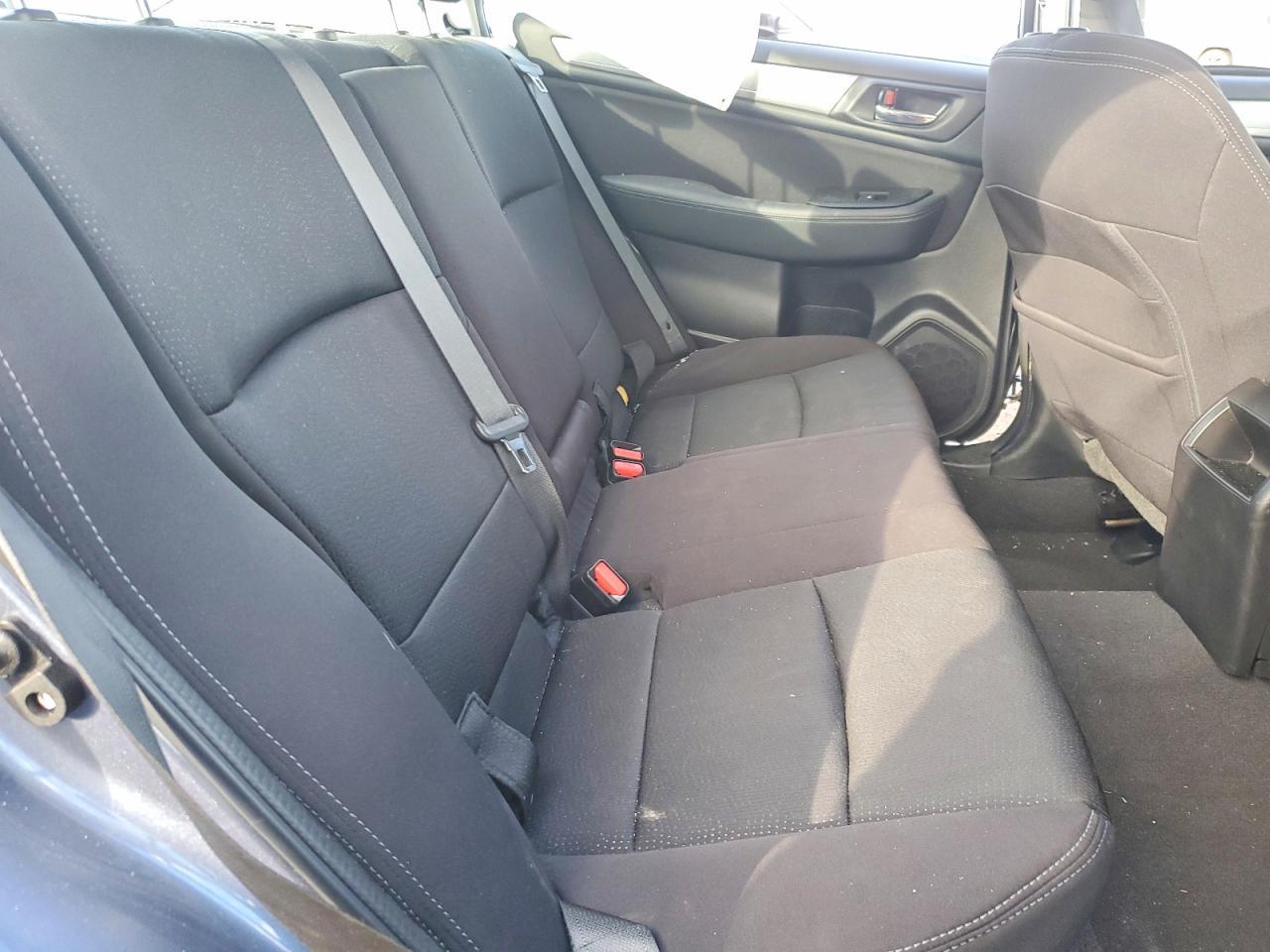 2016 SUBARU Legacy