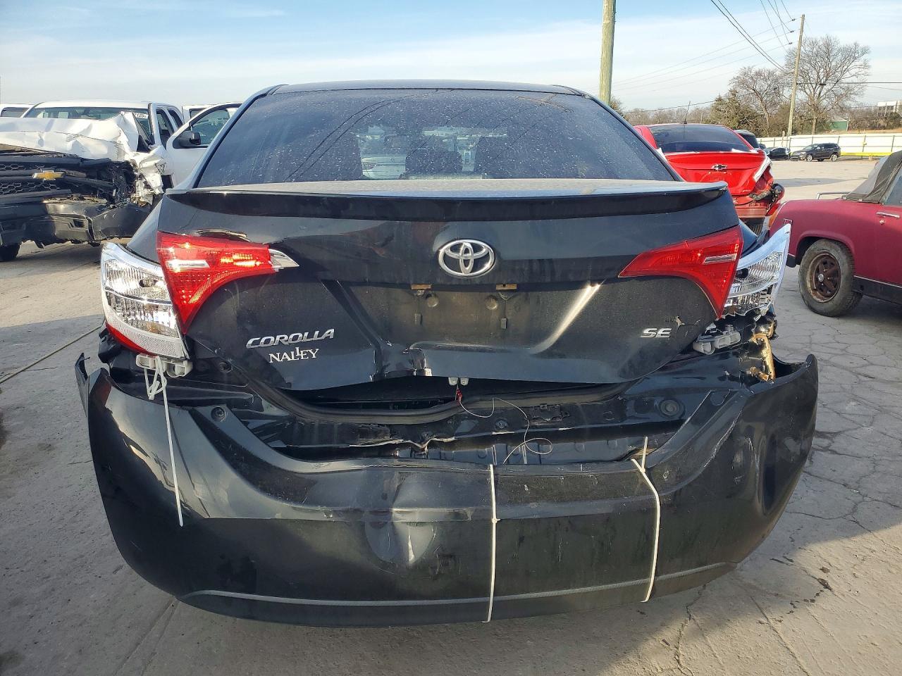2018 TOYOTA COROLLA