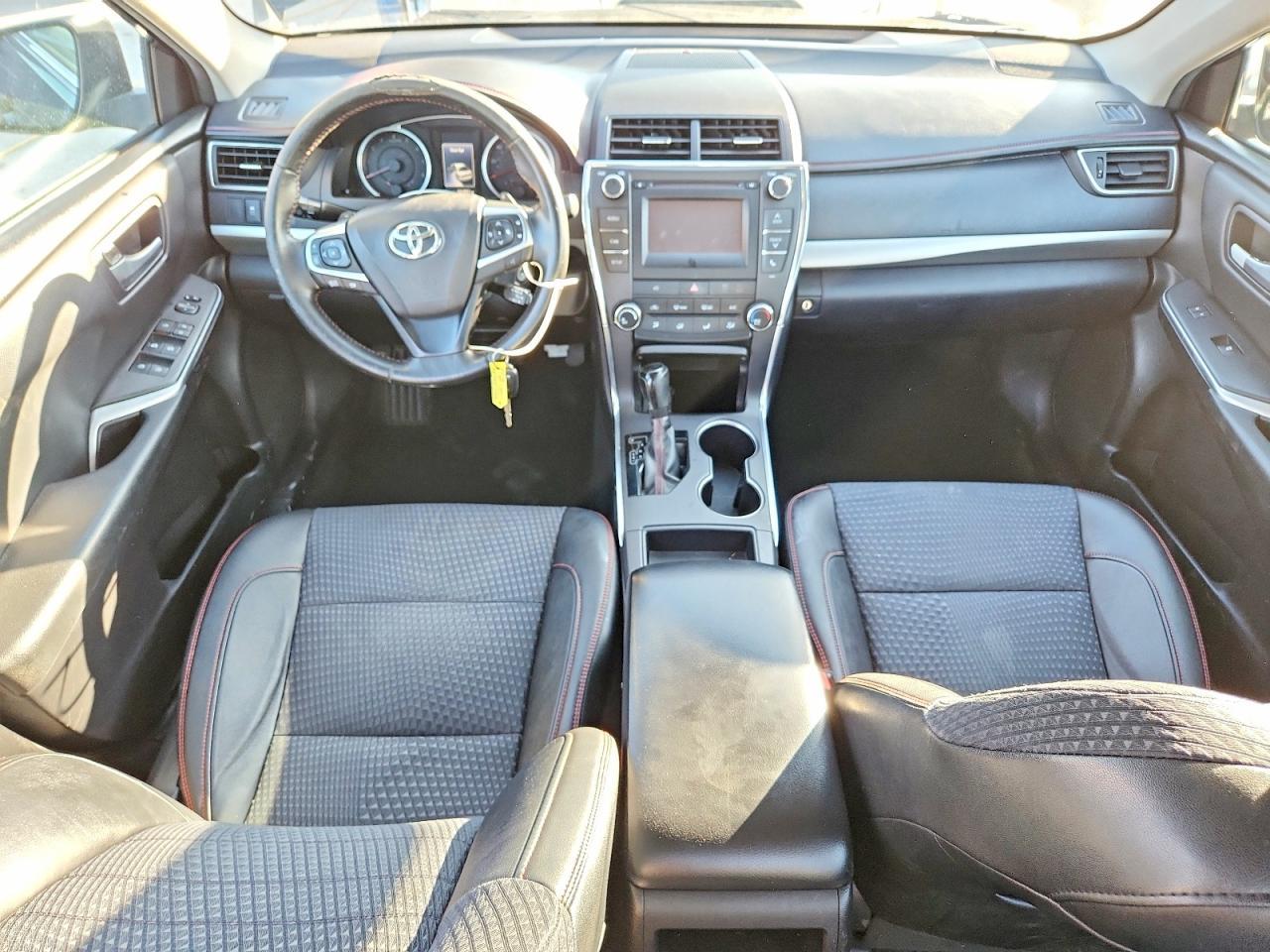 2015 TOYOTA CAMRY
