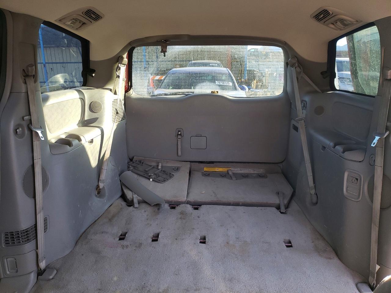 2005 TOYOTA SIENNA