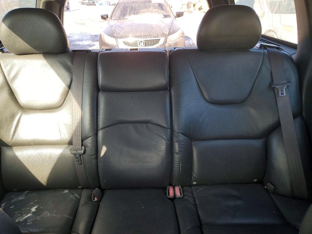 2004 VOLVO XC70