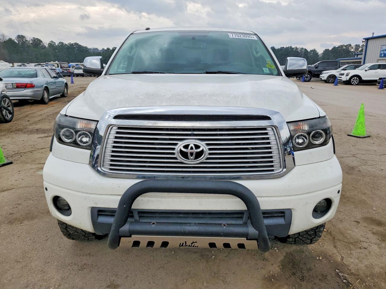 2012 TOYOTA TUNDRA