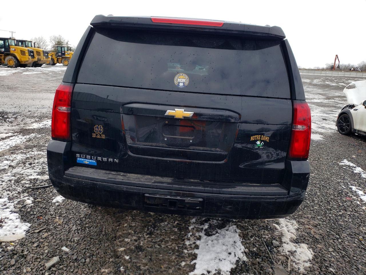 2015 CHEVROLET Suburban