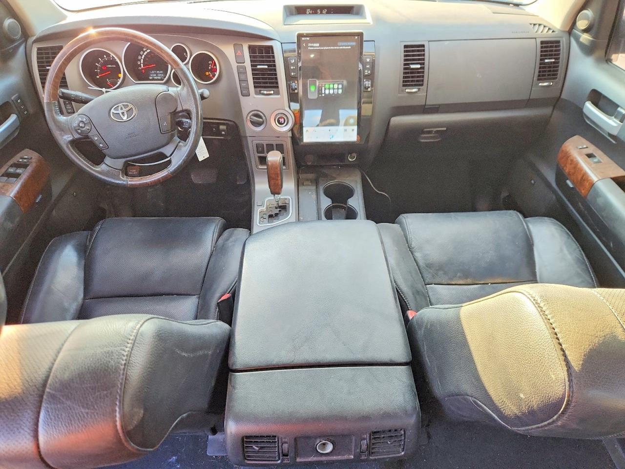 2011 TOYOTA TUNDRA