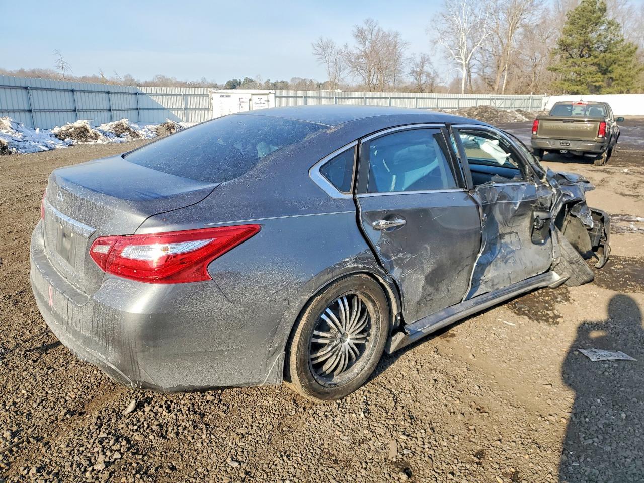 2016 NISSAN ALTIMA