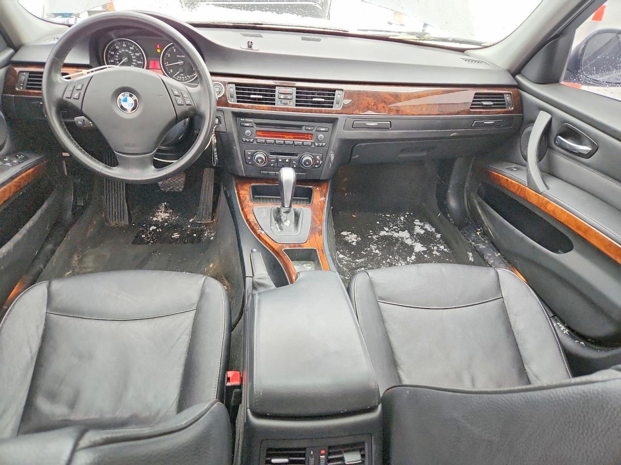 2011 BMW 3 SERIES