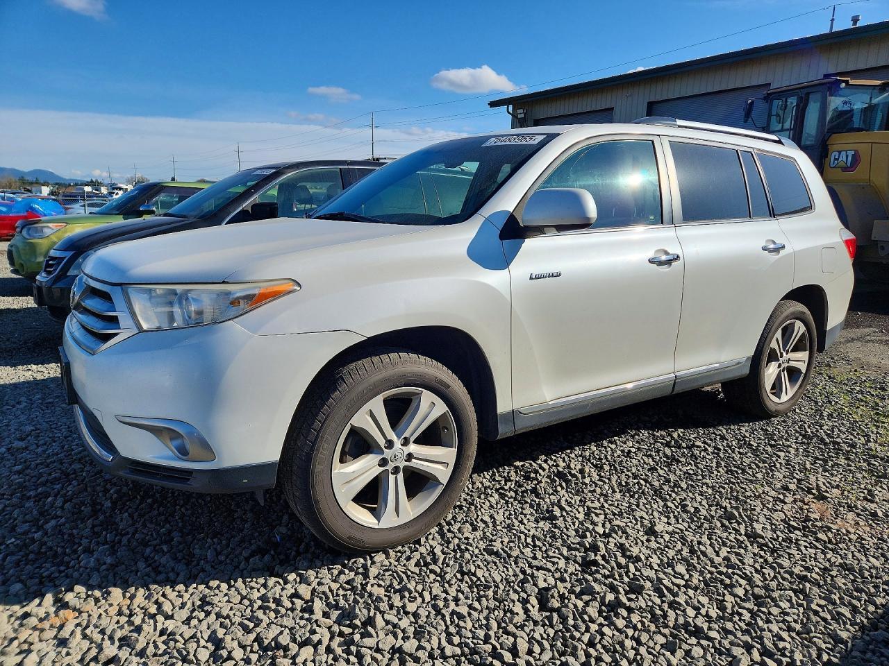 2013 TOYOTA HIGHLANDER
