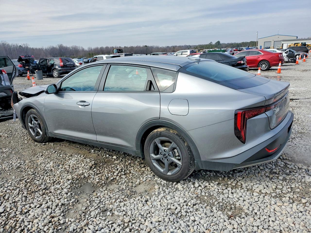 2025 KIA K4