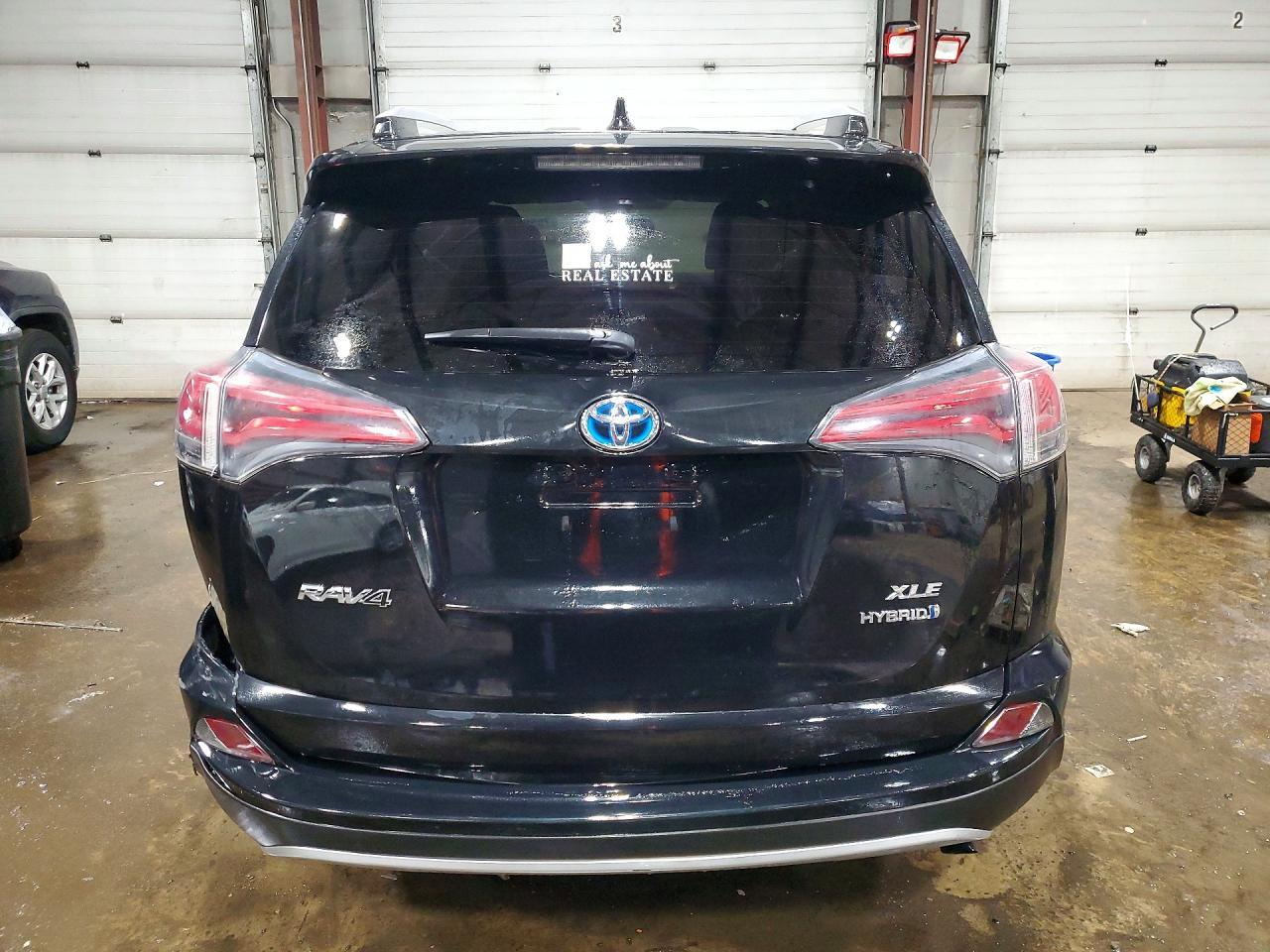 2016 TOYOTA RAV4