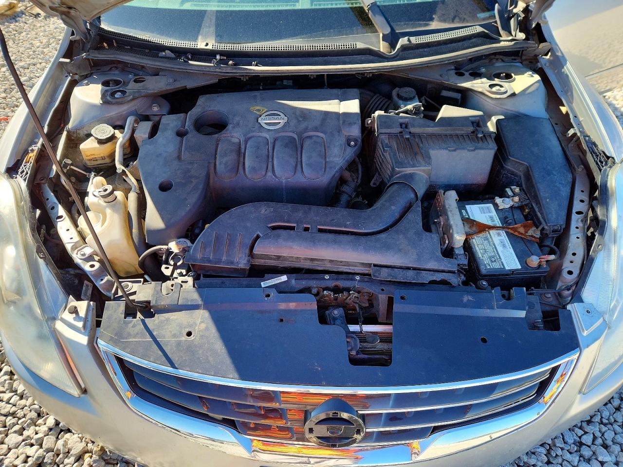 2010 NISSAN ALTIMA