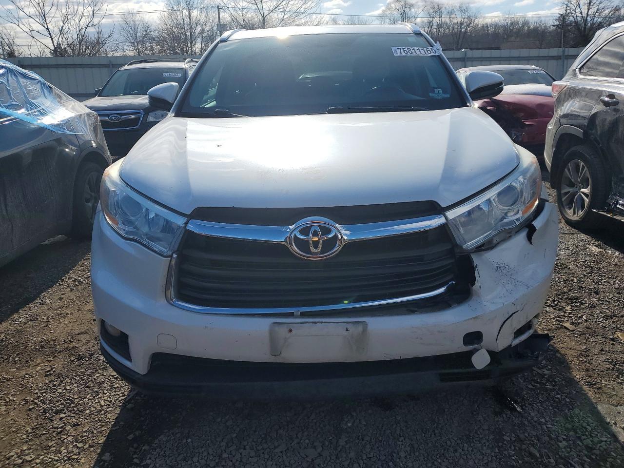2014 TOYOTA HIGHLANDER