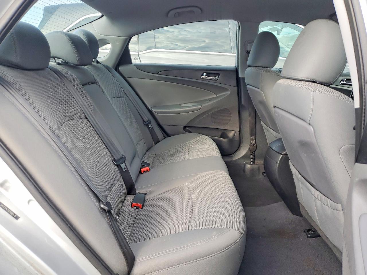 2013 HYUNDAI SONATA