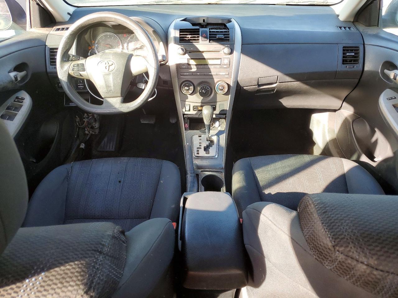 2011 TOYOTA COROLLA
