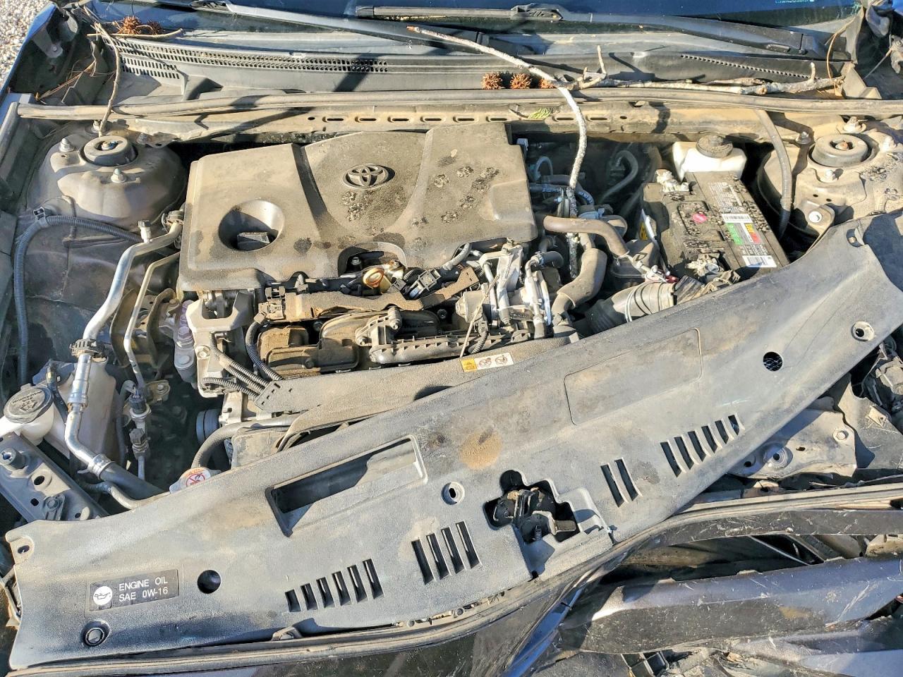 2019 TOYOTA CAMRY