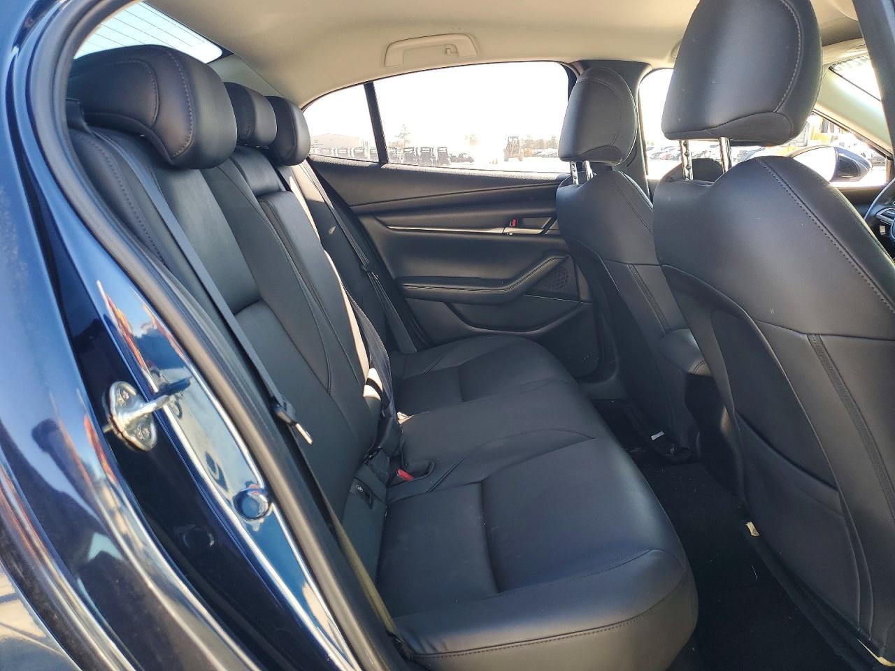 2021 MAZDA 3
