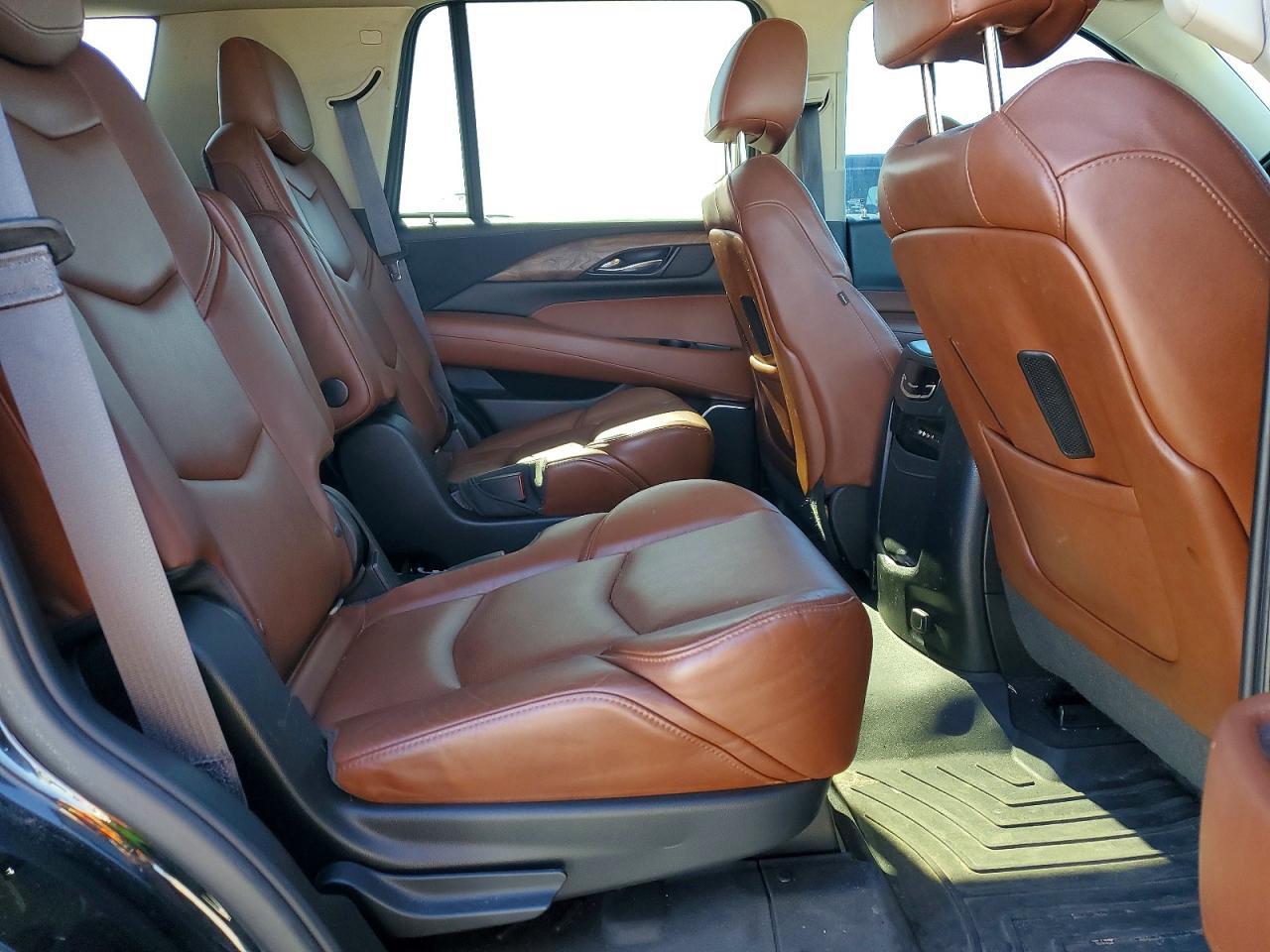 2015 CADILLAC ESCALADE