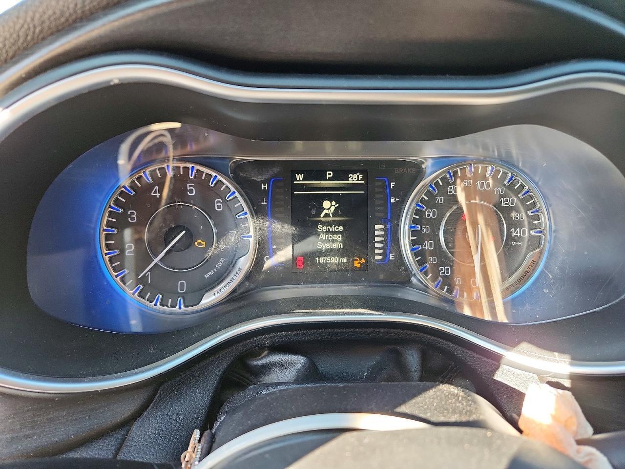 2015 CHRYSLER 200