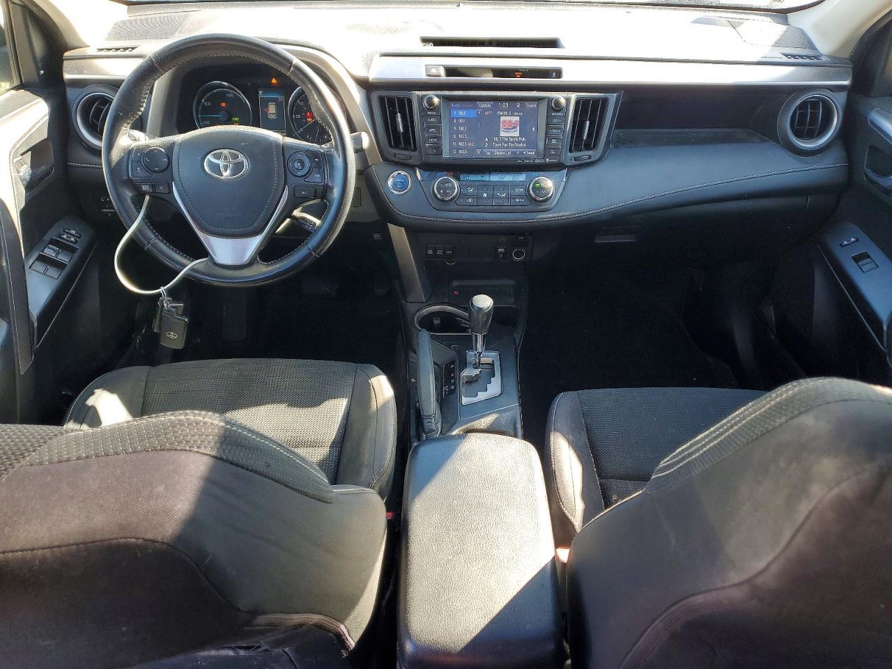 2016 TOYOTA RAV4