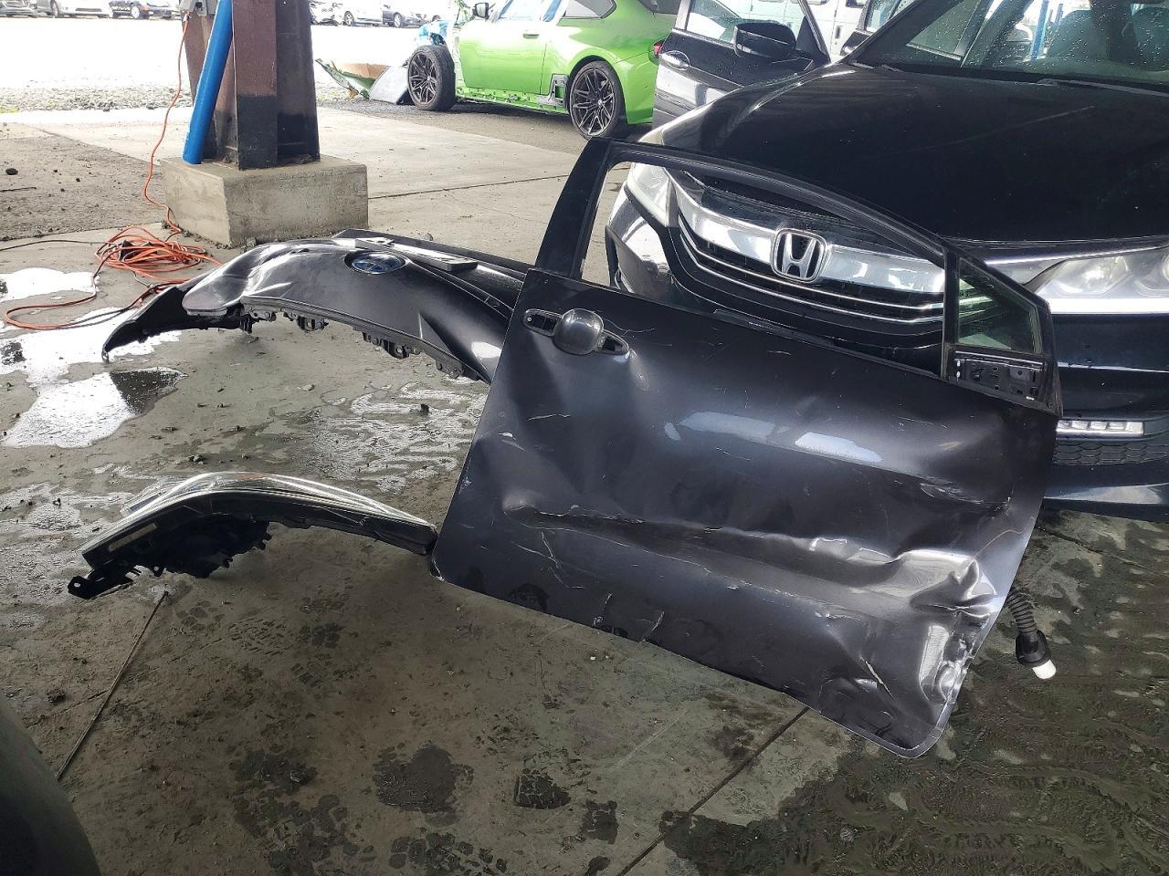 2018 TOYOTA PRIUS