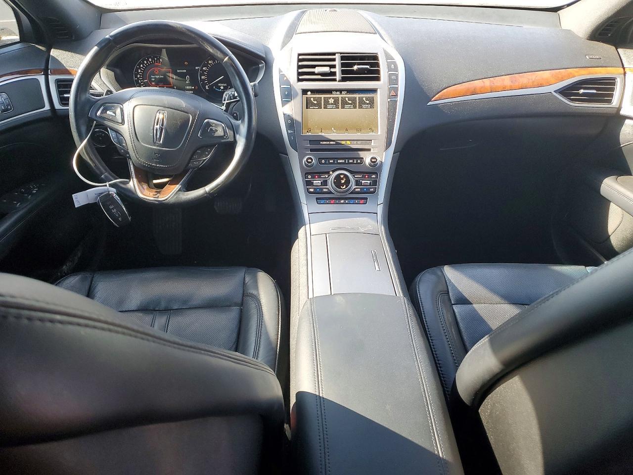 2017 LINCOLN MKZ